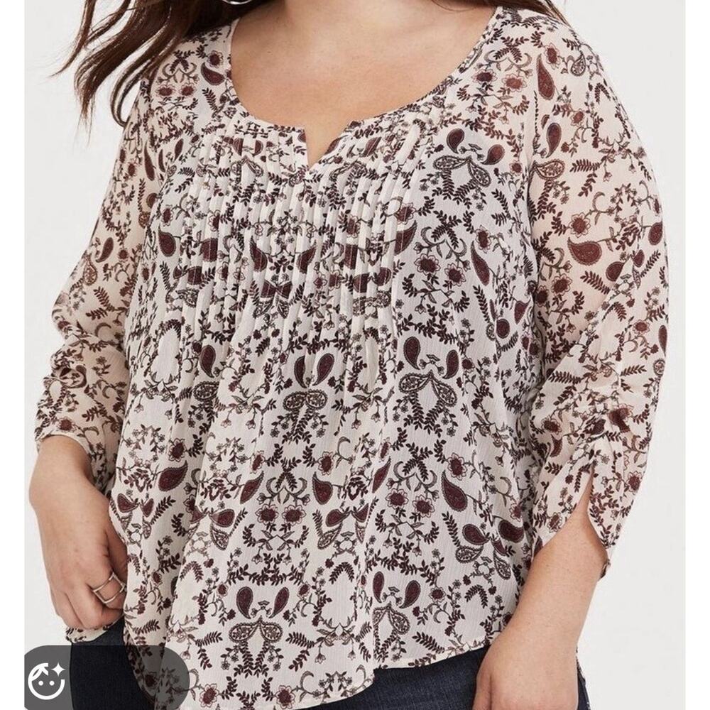 Women's Torrid Plus Size 4 Paisley Beige 3/4 Sleeve Chiffon Pleated Blouse
